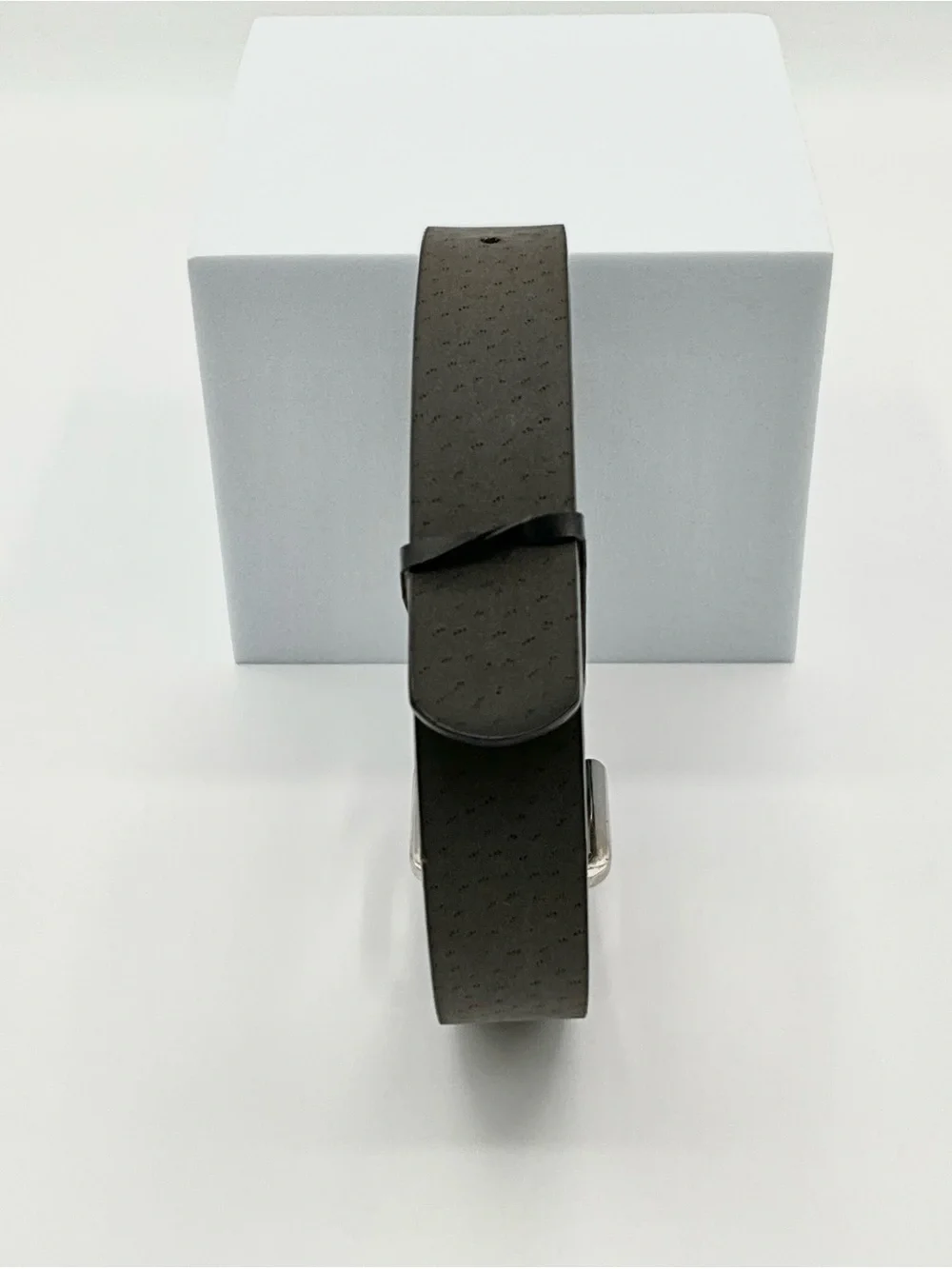 LIKE NEW Torrid Narrow Waist Belt Black Faux Leather Silver Hardware Size 0/00